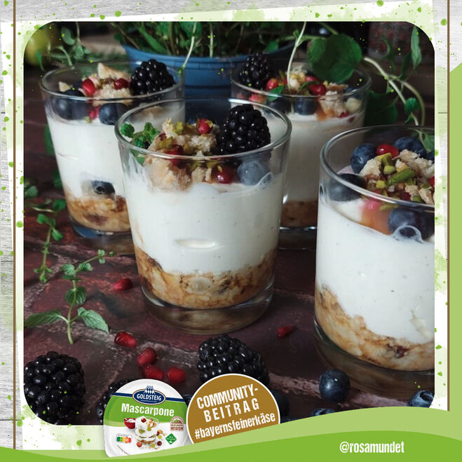 Promozioni e notizie (Promozioni-News) / Messaggi sui social media: Dessert no-bake alle more con mascarpone e burro di GOLDSTEIG su base marrone.