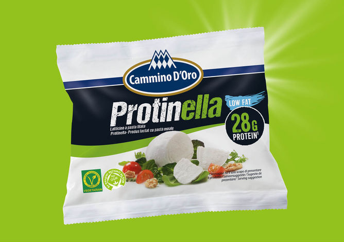 Imballaggio del formaggio proteico Protinella. Mozzarella ad alto contenuto proteico